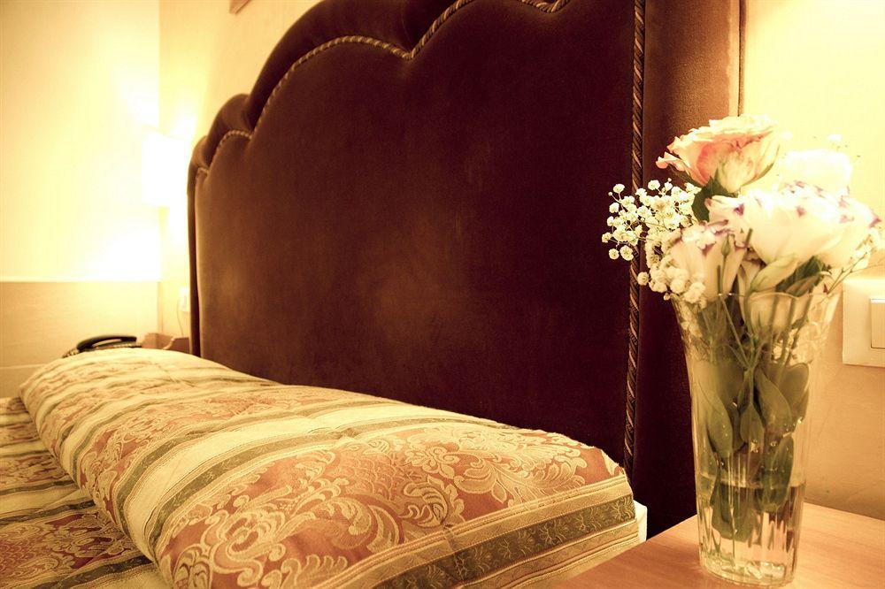 San Peter Rome B&B Bagian luar foto